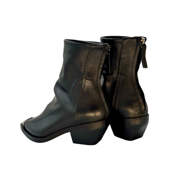 Stivaletto con puntale