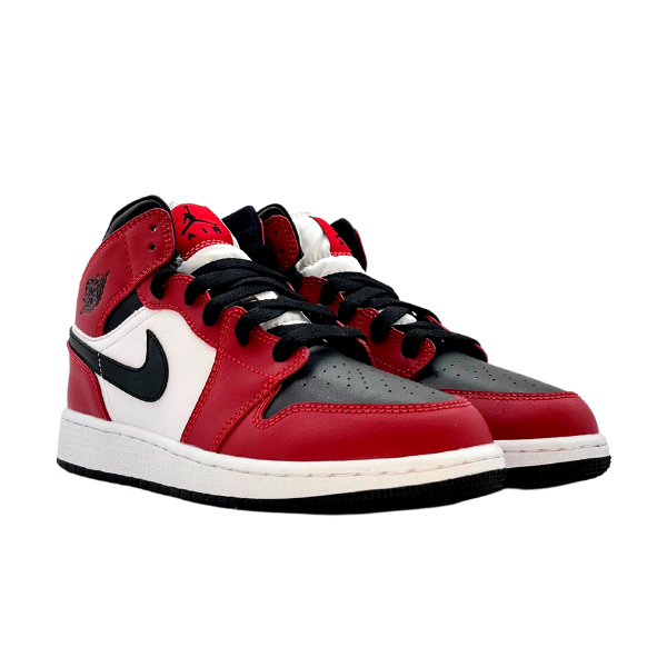 Nike Air Jordan 1 Mid Chicago Black Toe