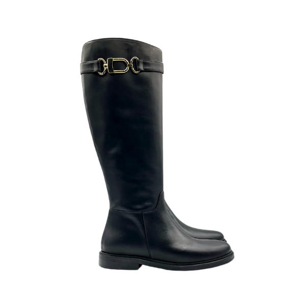 Stivale con accessorio dorato