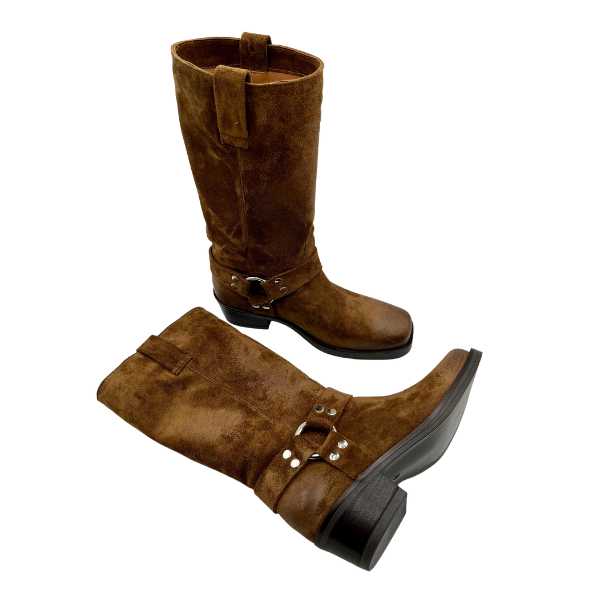 Stivale tipo Frye in camoscio tabacco