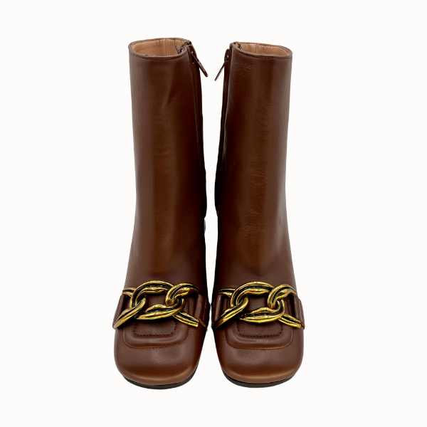 Stivaletto in nappa con accessorio dorato