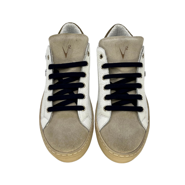 Sneakers V2 Brand