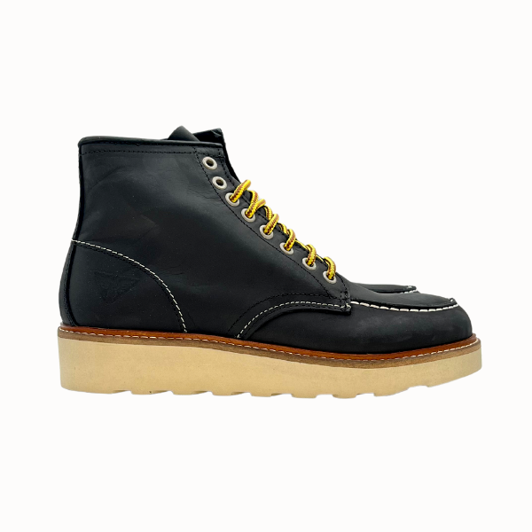 Worker boots allacciato