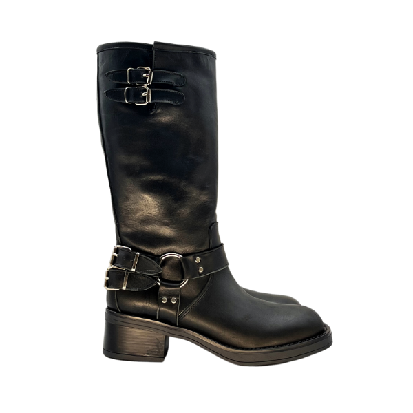 Stivale tipo Frye con doppia fibbia