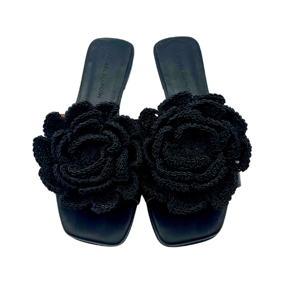 Slipper con fiore ad uncinetto