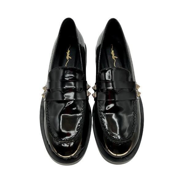 Mocassino con borchie abrasivato nero