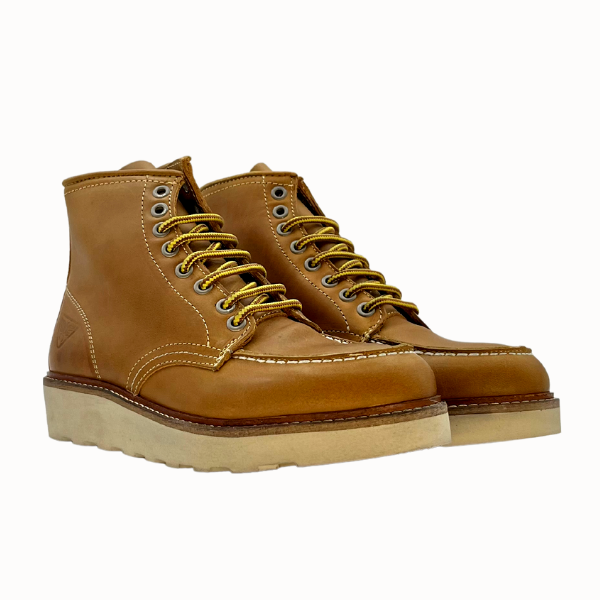 Worker boots allacciato