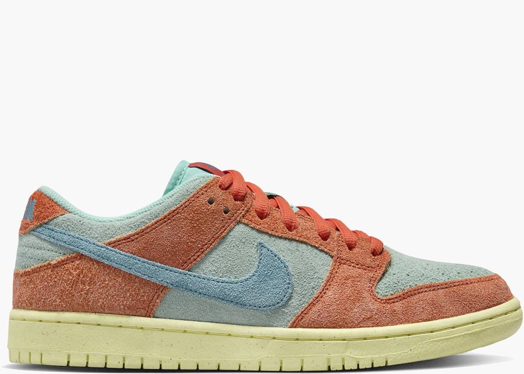Nike SB Dunk Low Orange Emerald Rise