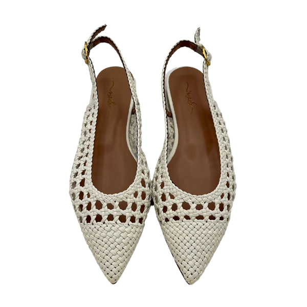 Sandalo basso traforato color latte