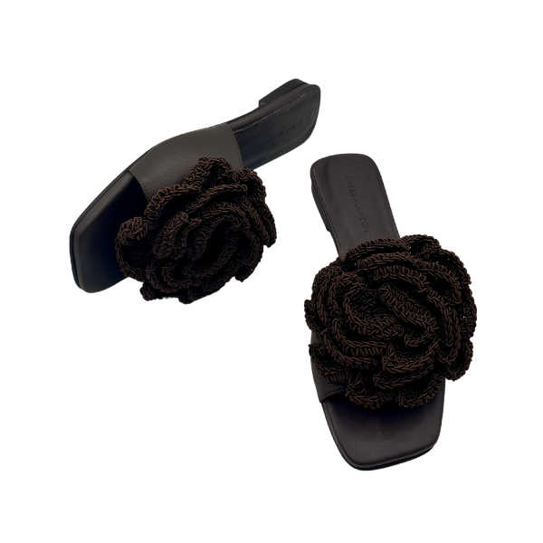 Slipper con fiore ad uncinetto