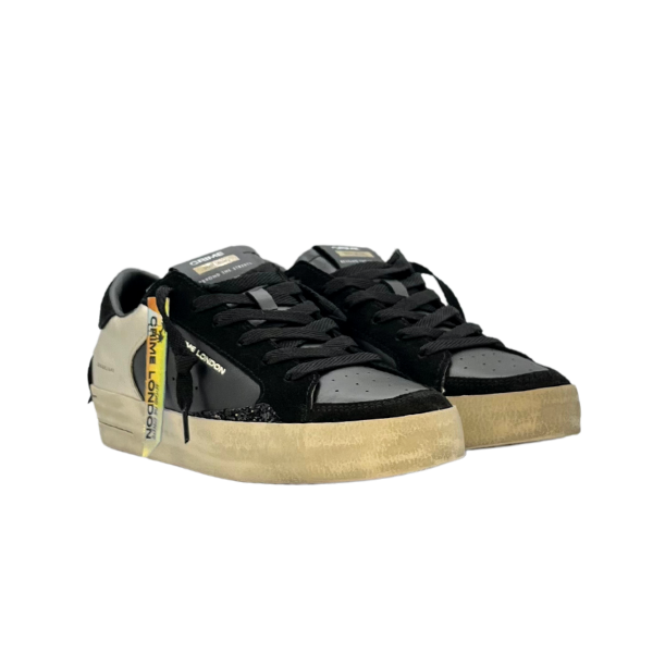 Sneaker fondo cassetta con dettaglio dorato