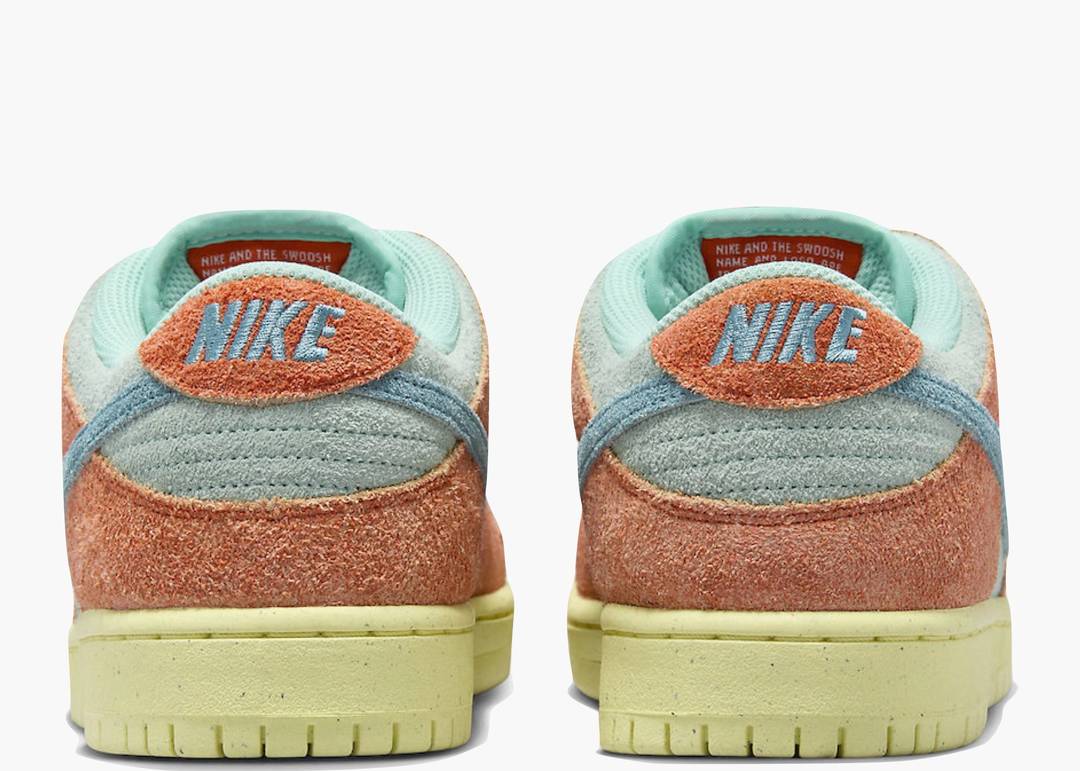 Nike SB Dunk Low Orange Emerald Rise