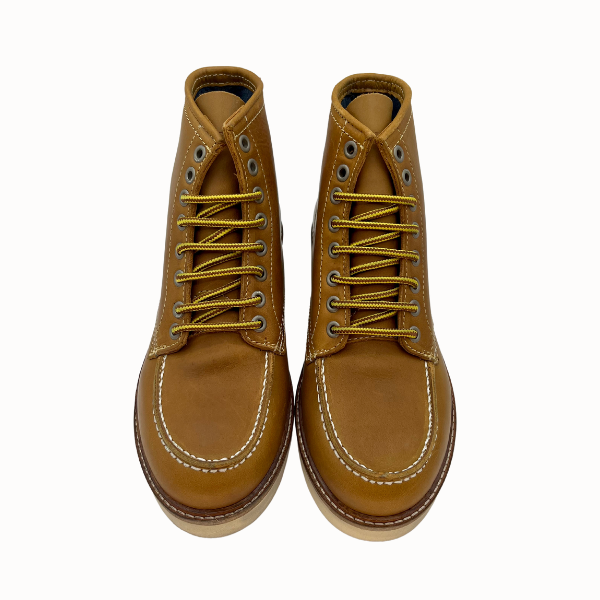 Worker boots allacciato