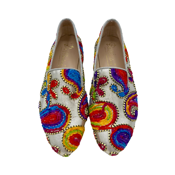 Slipper lam argento con fiori ricamati