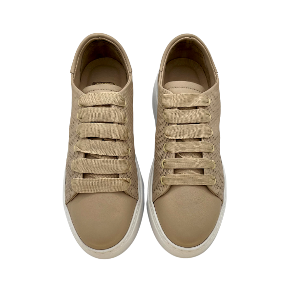 Sneakers in pelle intrecciata e suola doppia