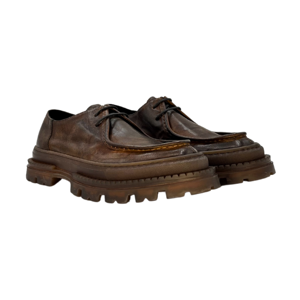 Scarpa allacciata Pawelks