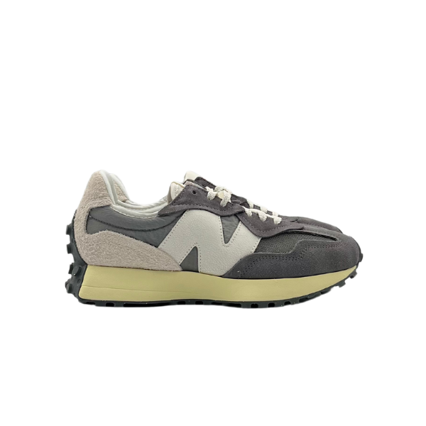 New Balance 327