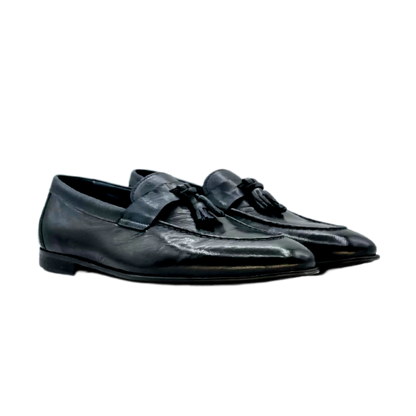 Mocassino blu con nappine