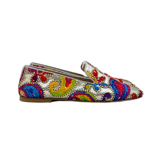 Slipper lam argento con fiori ricamati