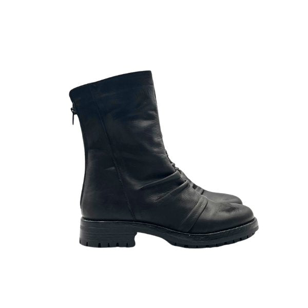 Stivaletto pieghe