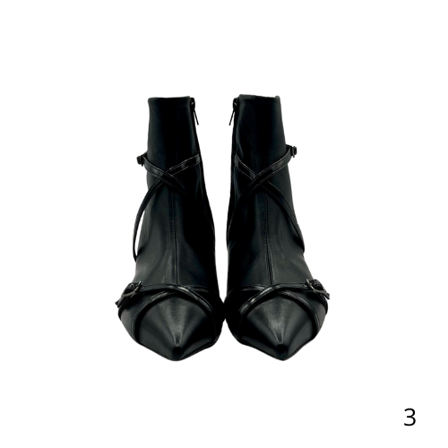 Ankle boot con cinturini incrociati