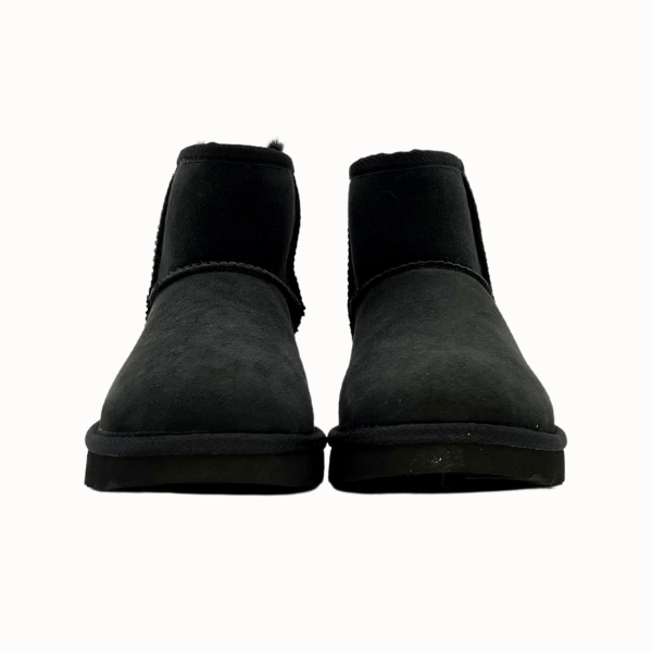 Ugg Mini 2