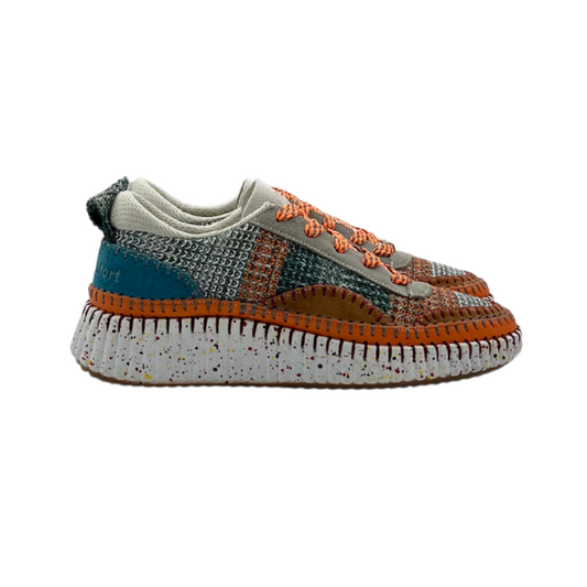 Sneaker intrecciata