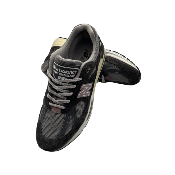 New Balance 991 RG2