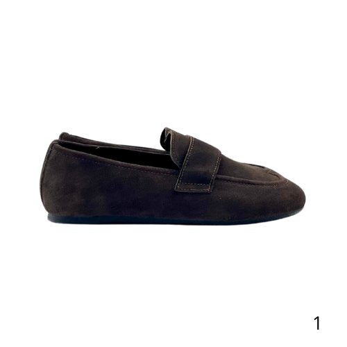 Mocassino con forma a piede
