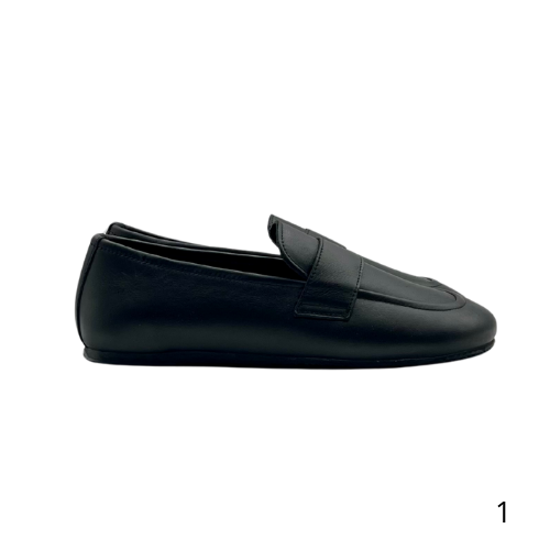 Mocassino con forma a piede