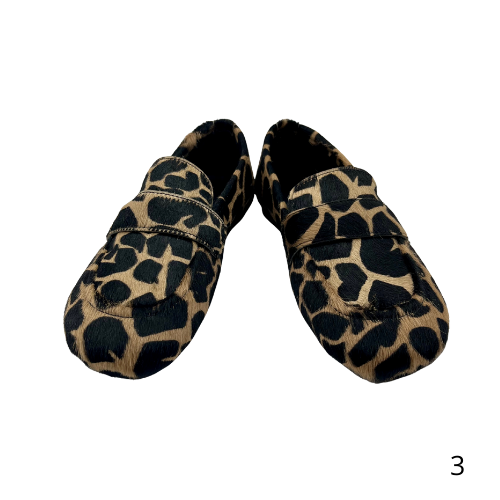 Mocassino con forma a piede