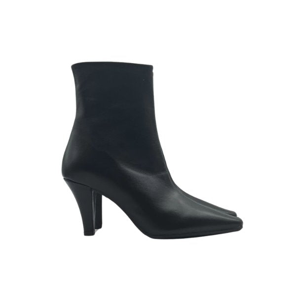 Ankle boot