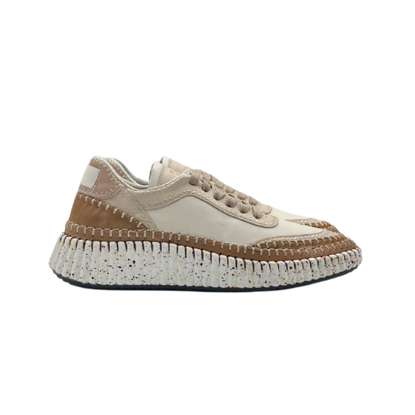 Sneaker intrecciata