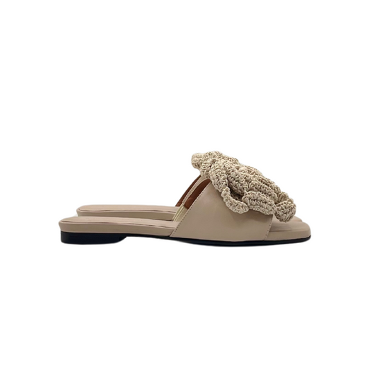Slipper con fiore ad uncinetto