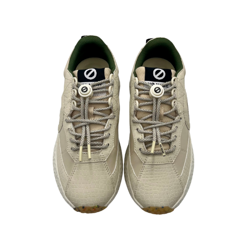 No Name Carter Runner