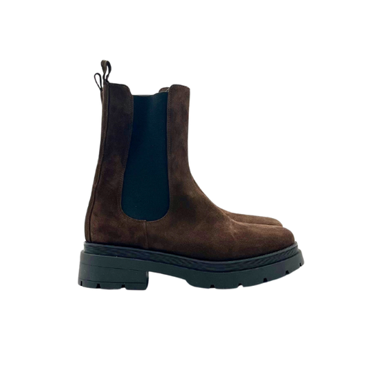 Chelsea boot