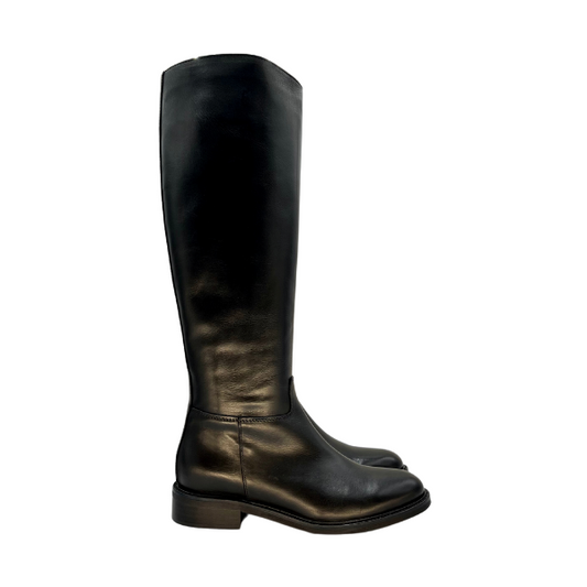 Cavallerizzo in pelle nera