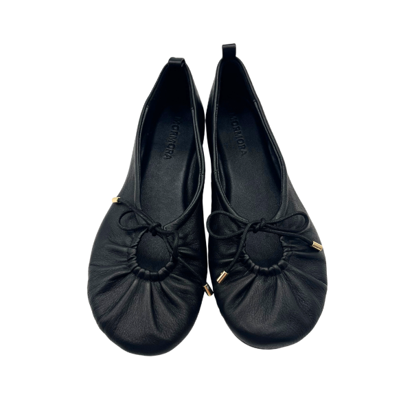 Ballerina con forma a piede